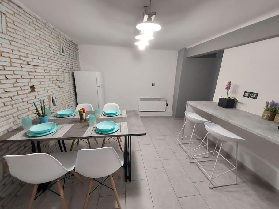 Anastasia'S Apartment With Yard Athen Exterior foto