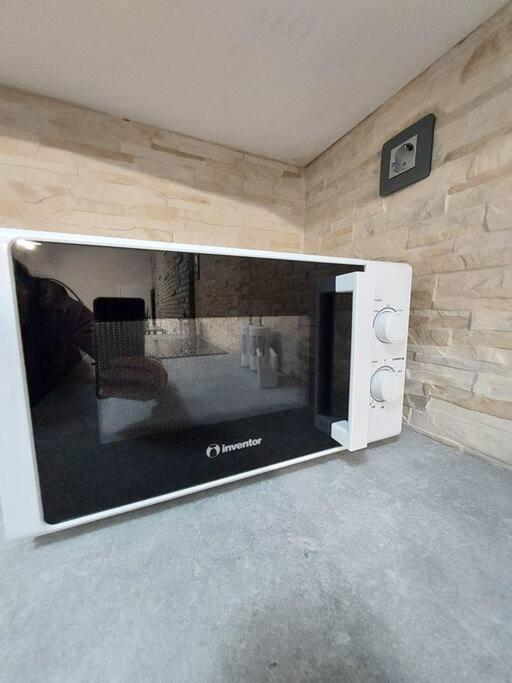 Anastasia'S Apartment With Yard Athen Exterior foto